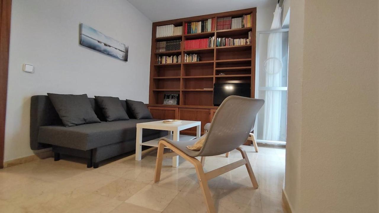 Wish Suite Plaza Nueva เซบีญา ภายนอก รูปภาพ