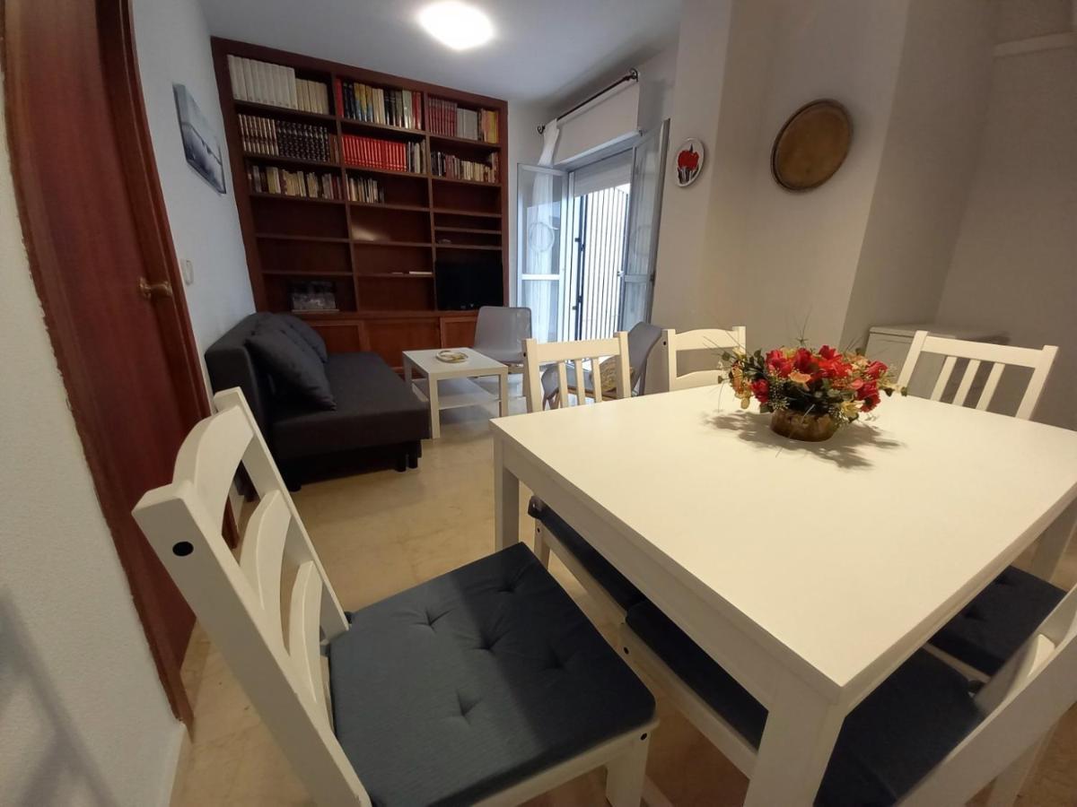 Wish Suite Plaza Nueva เซบีญา ภายนอก รูปภาพ