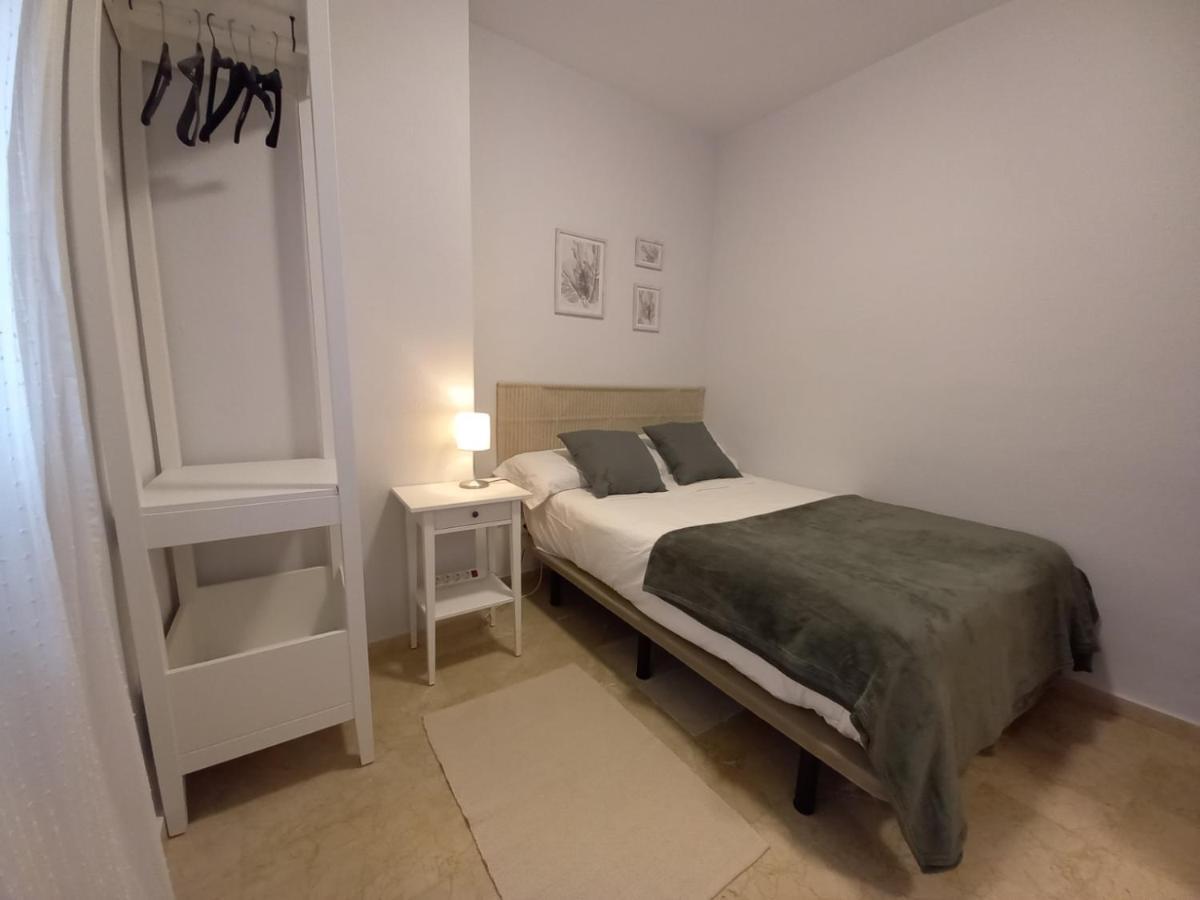 Wish Suite Plaza Nueva เซบีญา ภายนอก รูปภาพ