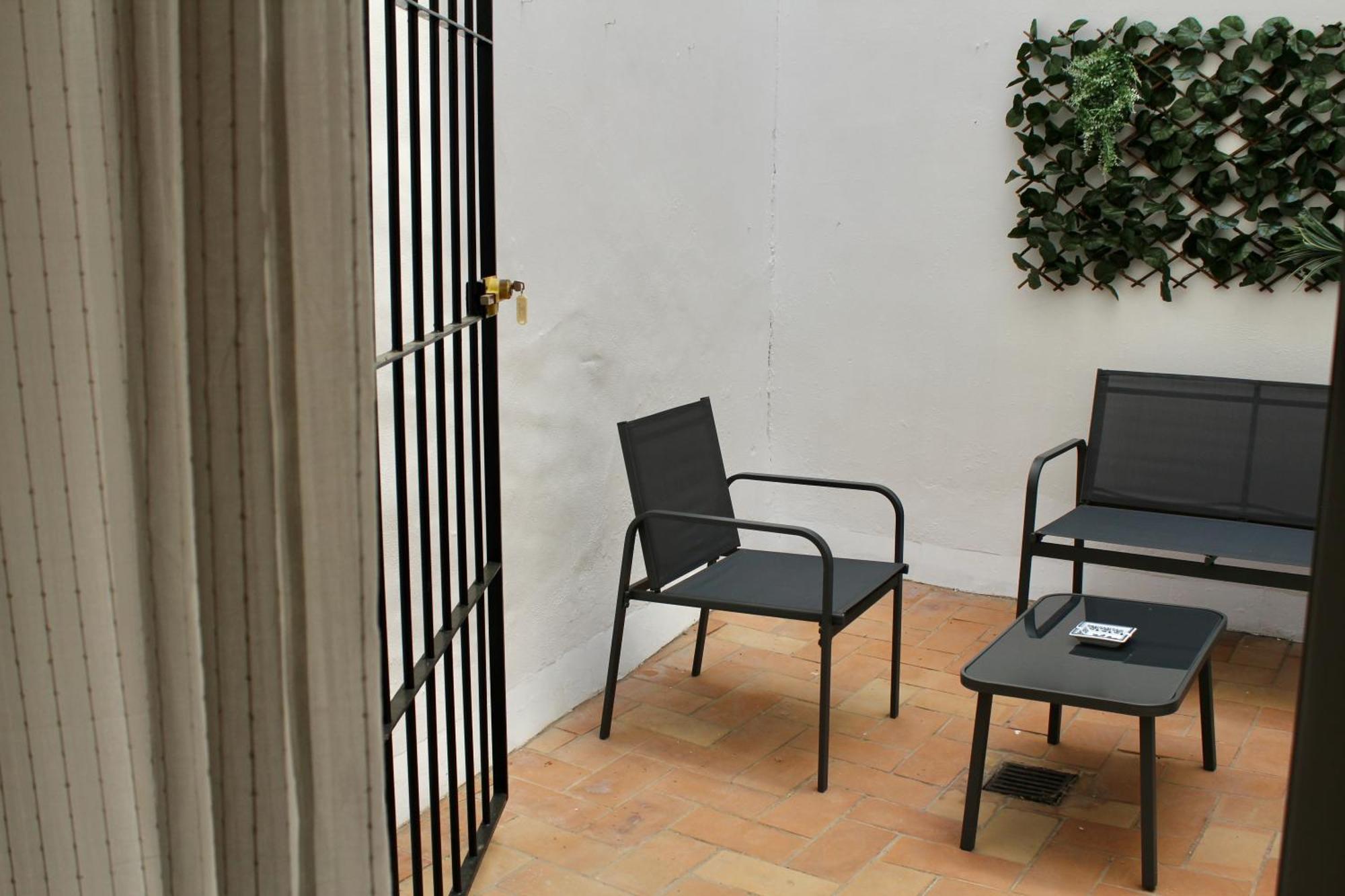 Wish Suite Plaza Nueva เซบีญา ภายนอก รูปภาพ
