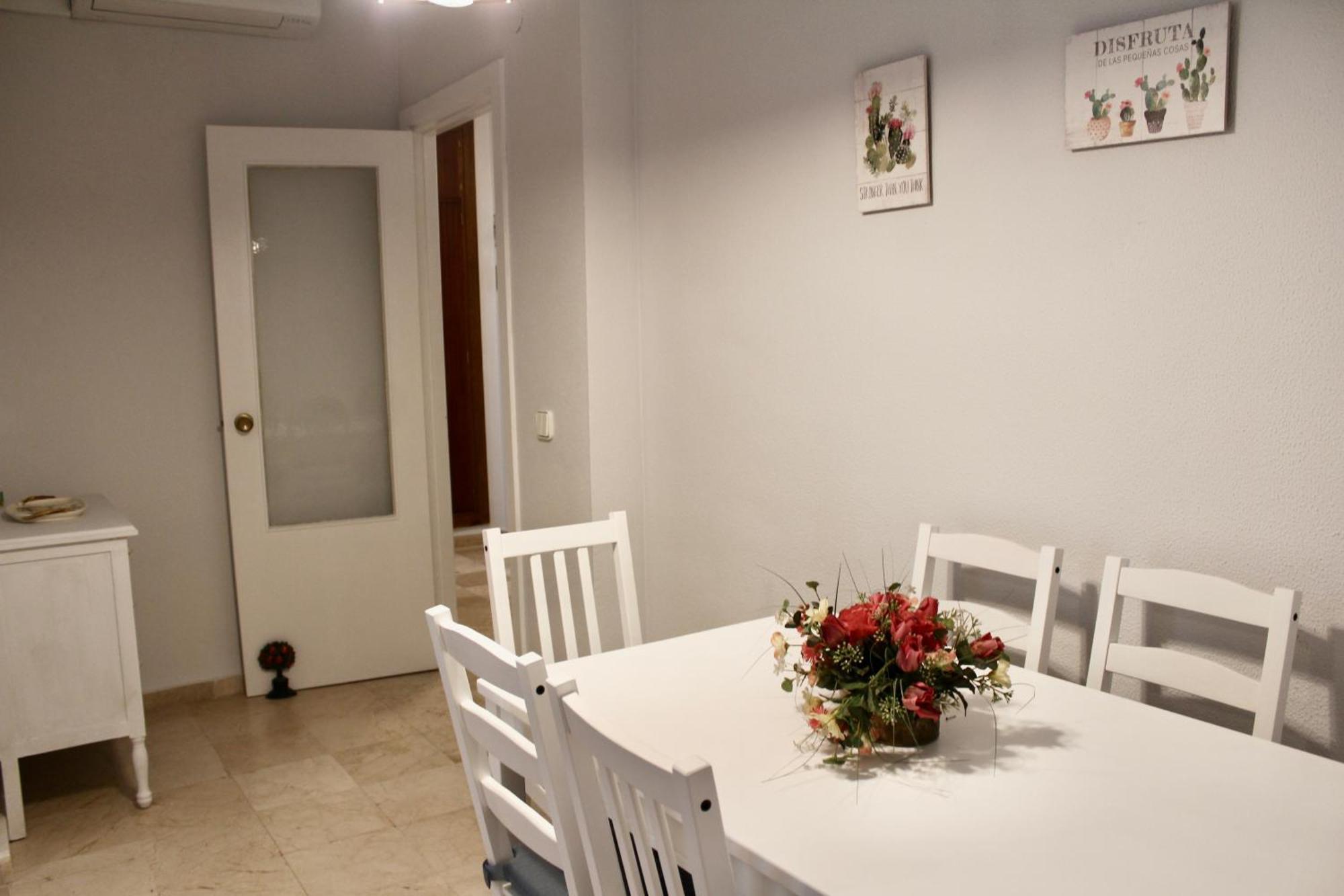 Wish Suite Plaza Nueva เซบีญา ภายนอก รูปภาพ